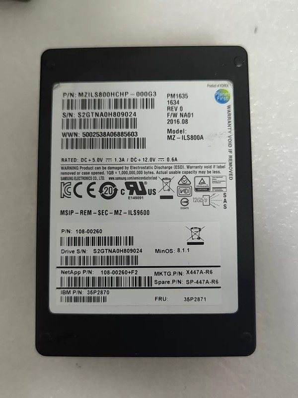 Дисковая полка NetApp X447A-R6