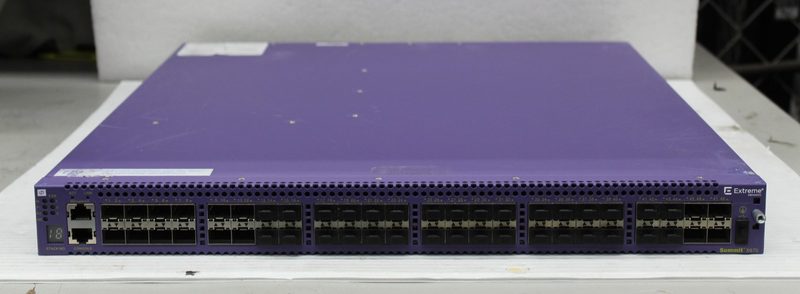 Коммутатор Extreme X670-48X-FB