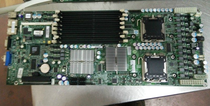 Сервер Supermicro X7DBT