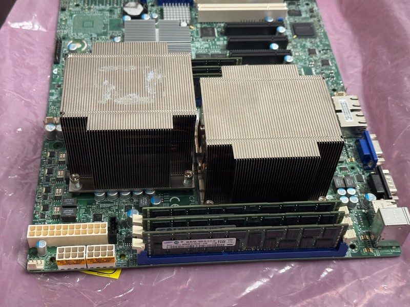 Процессор Supermicro X8DTL-I