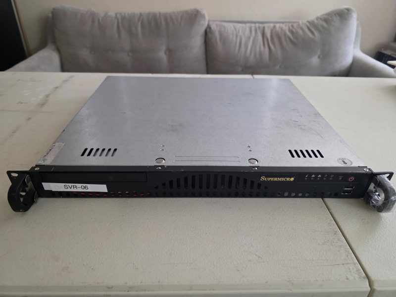 Сервер Supermicro X9SCA-F