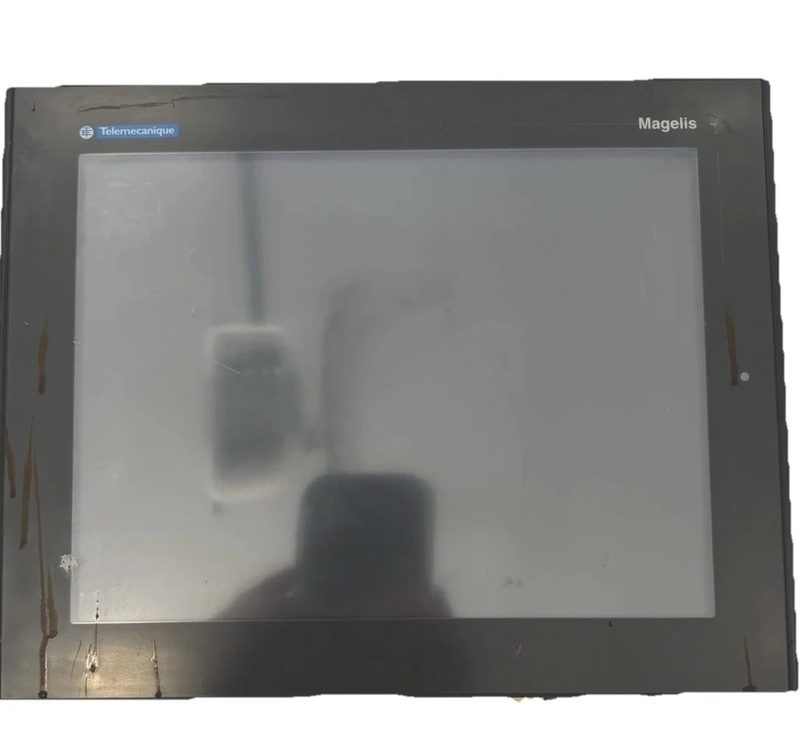 Панель оператора Schneider XBTGT5330