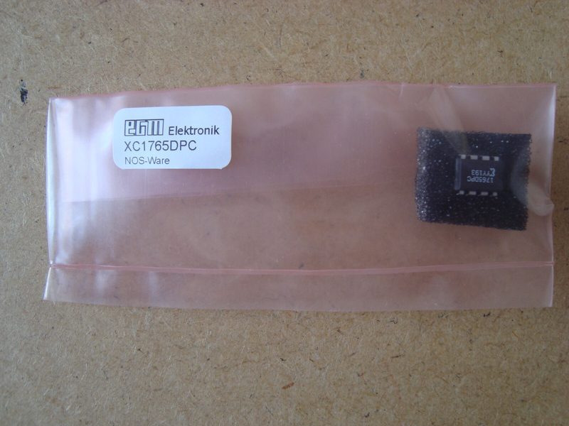 Микросхема ПЛИС Xilinx XC1765DPC