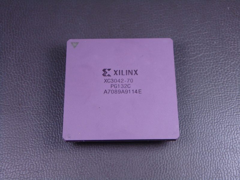 Микросхема ПЛИС Xilinx XC3042-70PG132C