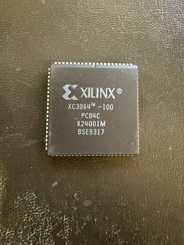 Микросхема ПЛИС Xilinx XC3064-100