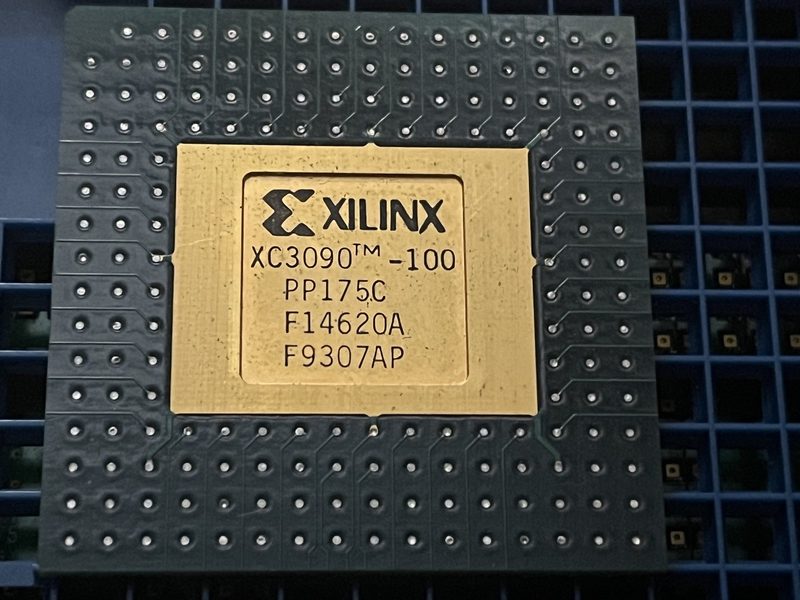Микросхема ПЛИС Xilinx XC3090-100