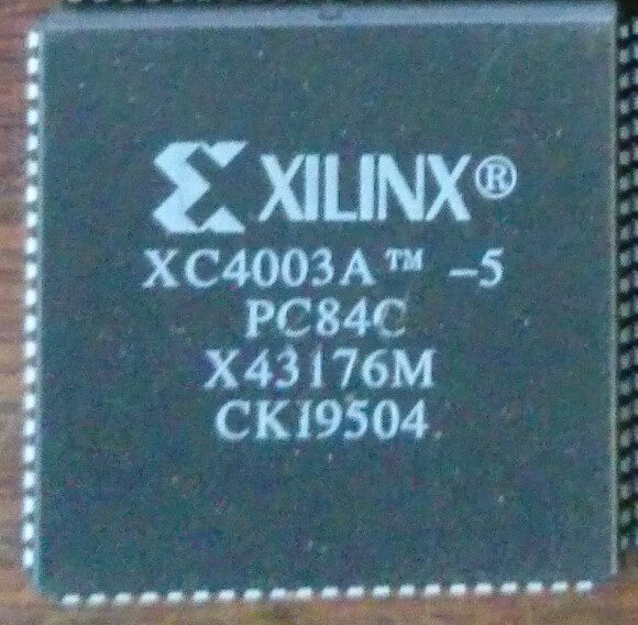 Микросхема ПЛИС Xilinx XC4003A-5