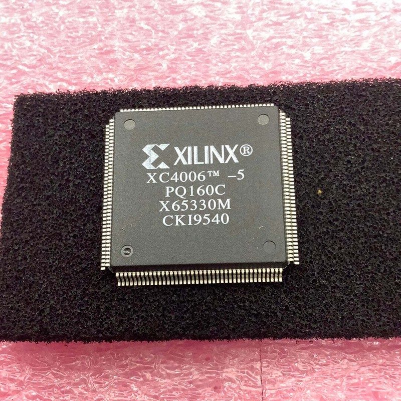 Микросхема ПЛИС Xilinx XC4006-5PQ160C