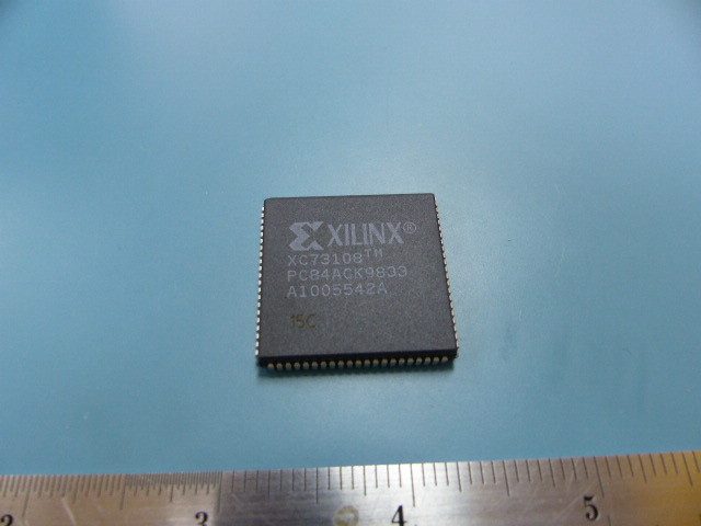 Микросхема ПЛИС Xilinx XC73108-15PC84C