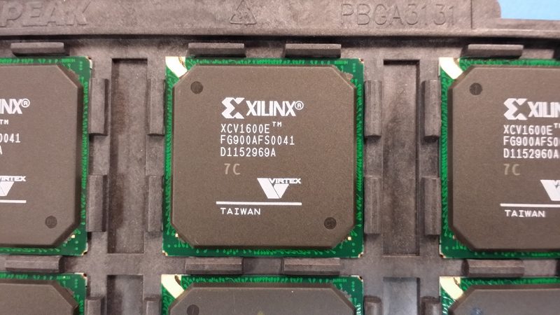 Микросхема ПЛИС Xilinx XCV1600E-7FG900C
