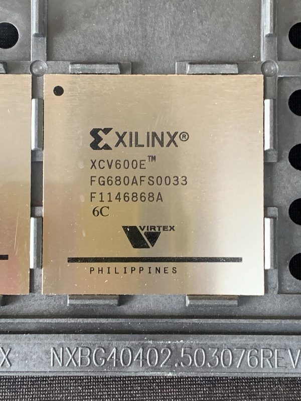 Микросхема ПЛИС Xilinx XCV600E-6FG680