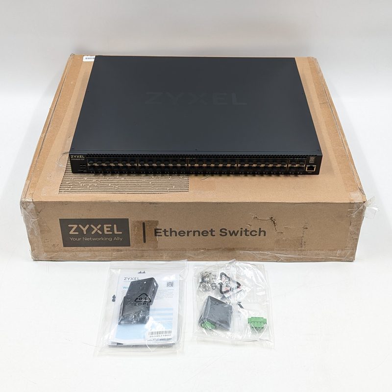 Коммутатор Zyxel XGS4600-52F