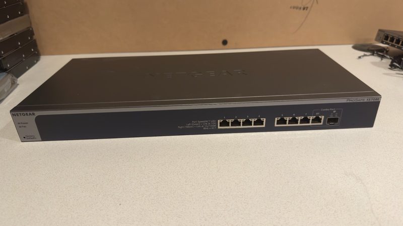 Коммутатор Netgear XS708E200NES