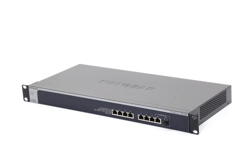 Коммутатор Netgear XS708EV2