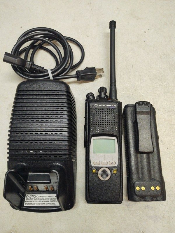 Радиостанция Motorola XTS5000