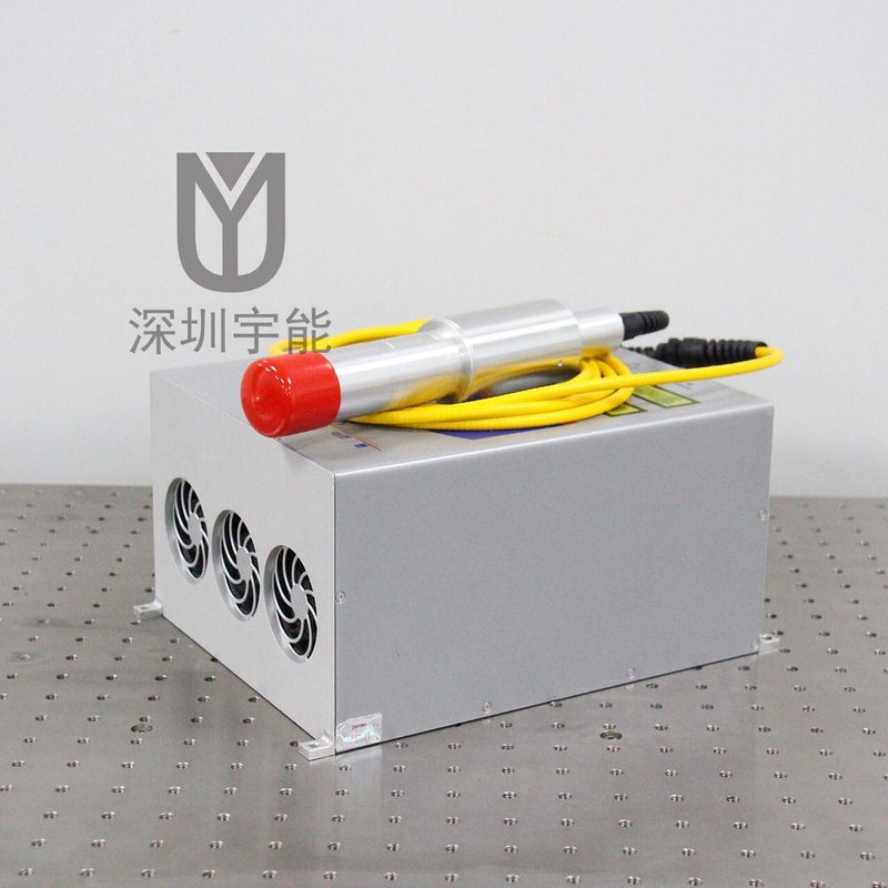 Лазерный источник YLPN-1-20X120-100