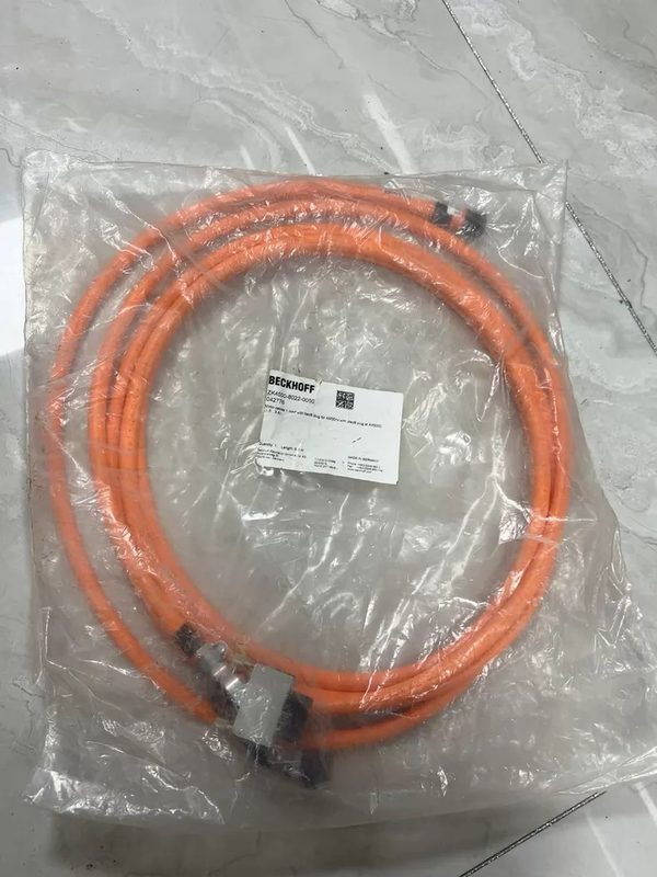 Серводвигатель Beckhoff ZK4500-8022-0050