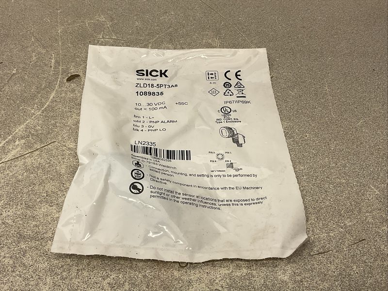 Фотоэлектрический датчик SICK ZLD18-5PT3A8