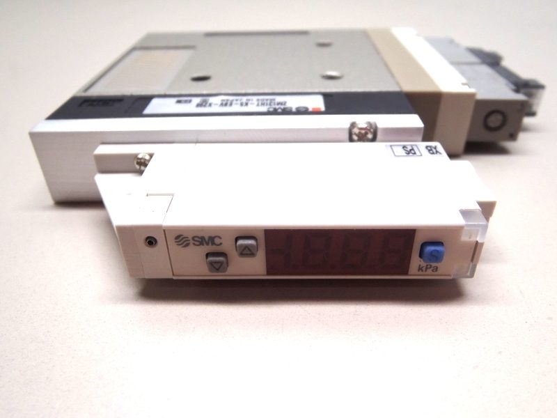 Вакуумный эжектор SMC ZM131HT-K5-EBV-X298