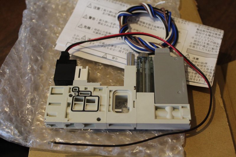 Вакуумный эжектор SMC ZQ1103M-J25L-D31CK