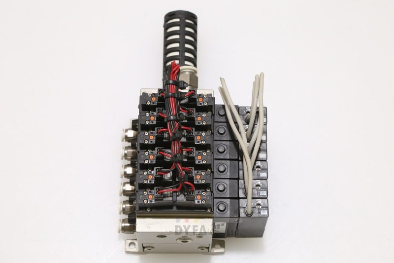 Вакуумный эжектор SMC ZSE1-00-15L